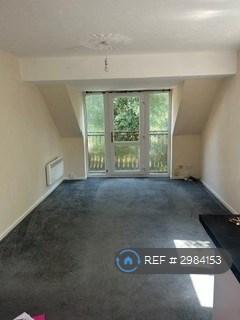 Apartment in Southampton, Sholing - View 2