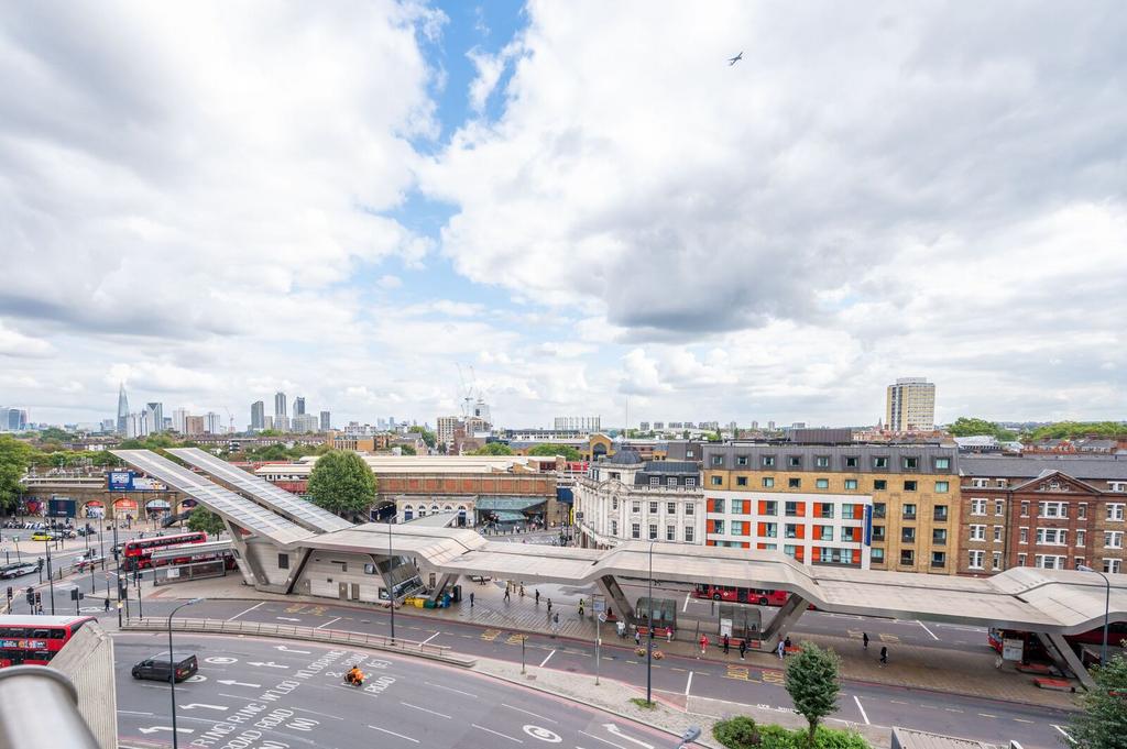 Apartment in London - View 2