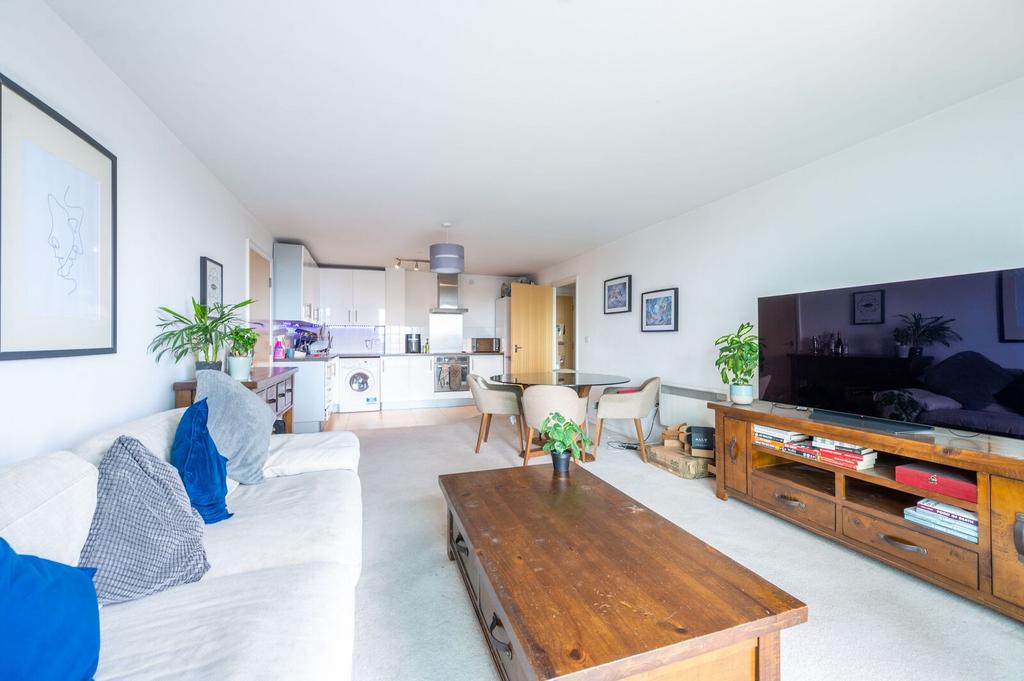 Apartment in London - View 5