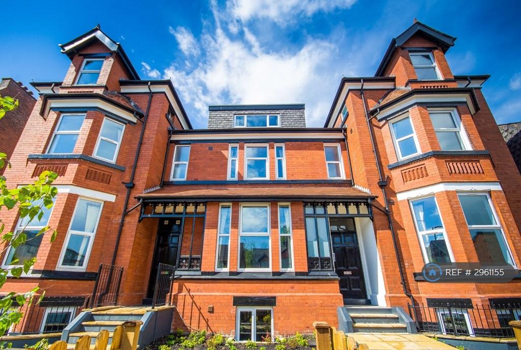 Apartment in Salford, Greater Manchester - View 5
