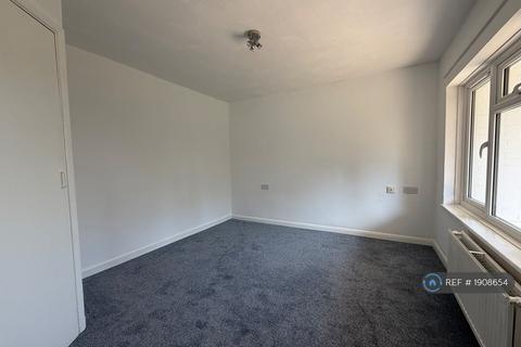 1 bedroom bungalow to rent, High View, Reading, RG31