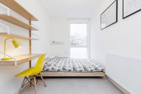 2 bedroom apartment to rent, Barrington Road, London, SW9