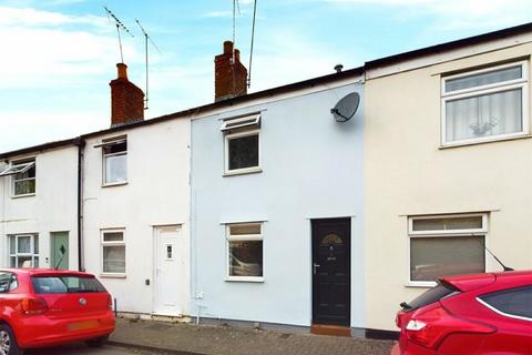 2 bed terraced house for rent in Whitehart Street, Cheltenham