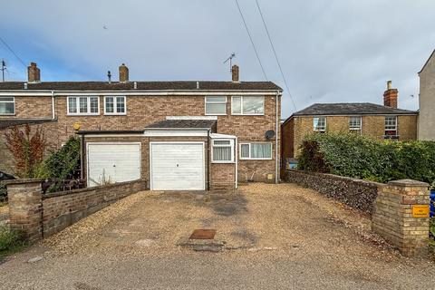 3 bedroom end of terrace house to rent, Granby Street, Newmarket CB8