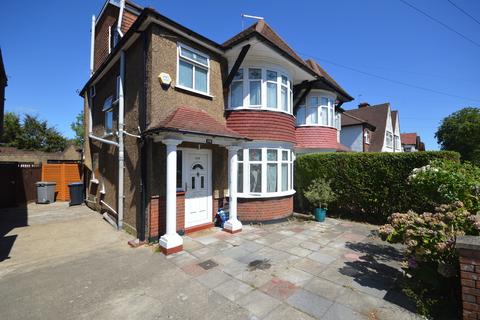 Grasmere Avenue, Wembley