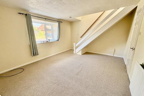 3 bedroom semi-detached house to rent, Eagles Drive, Melton Mowbray