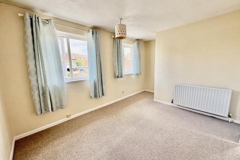 3 bedroom semi-detached house to rent, Eagles Drive, Melton Mowbray