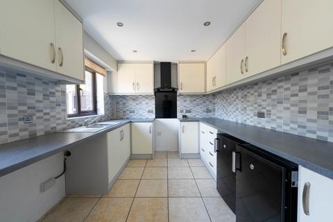 undefined, Heathfields Close, Chester CH2