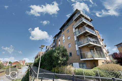 2 bed flat/apartment for rent in Heia Wharf, Hawkins Road