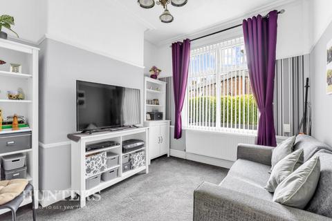 2 bedroom terraced house for sale, Pelham Street, Oldham