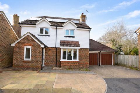 4 bed detached house for rent in Shaw Close, Maidstone