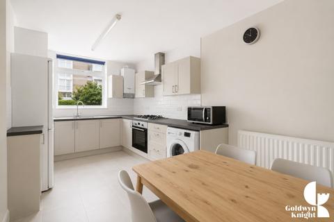 undefined, Mile End Road, London E3