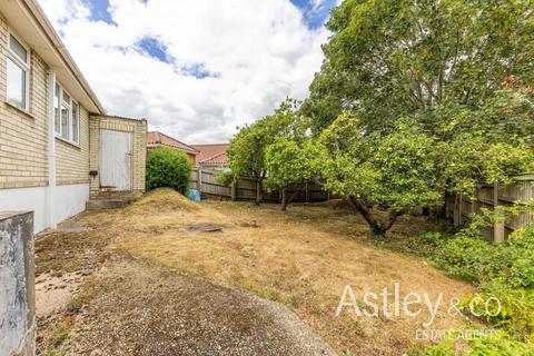 2 bedroom detached bungalow for sale, Burma Road, Old Catton, Norwich