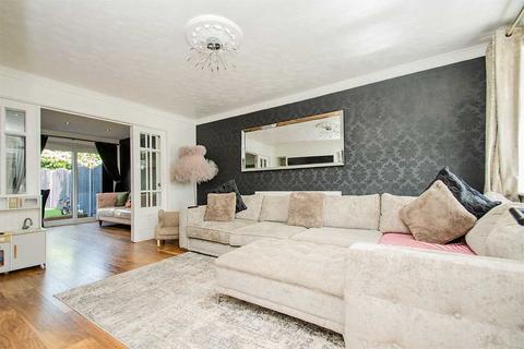 3 bedroom semi-detached house for sale, Nuthurst Drive, Cannock WS11