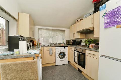 undefined, Cecil Road, Gloucester, Gloucestershire, GL1