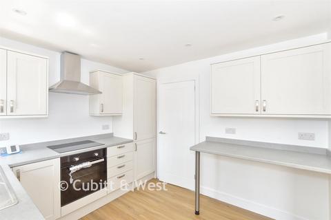 3 bedroom terraced house for sale, Cuckmere Crescent, Crawley, West Sussex