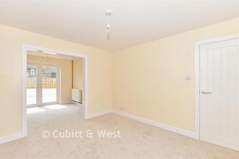 3 bedroom terraced house for sale, Cuckmere Crescent, Crawley, West Sussex