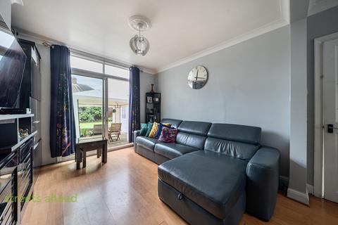 3 bedroom semi-detached house for sale, Westbourne Road, Croydon, CR0