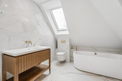 3 bedroom penthouse for sale, Coronation Road, Ascot, Berkshire