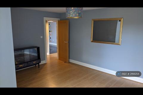 2 bedroom flat to rent, Cop Lane, Preston, PR1