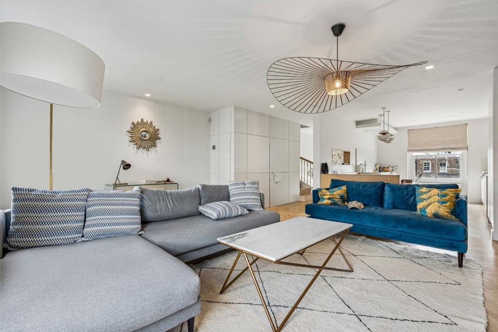 Apartment in London - View 3