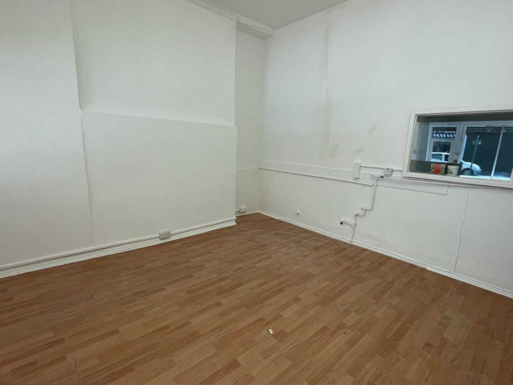 House in Liverpool - View 4