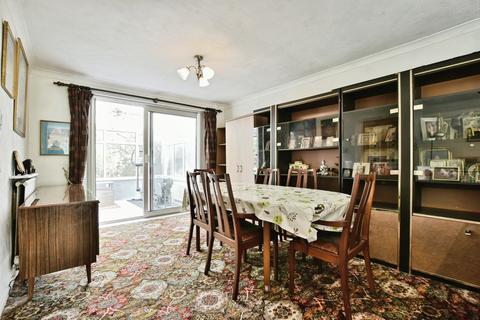 4 bedroom detached house for sale, Petersfield Drive, Manchester, Greater Manchester, M23