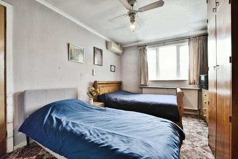 4 bedroom detached house for sale, Petersfield Drive, Manchester, Greater Manchester, M23