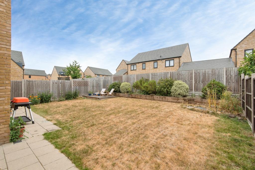 House in Stevenage - View 2
