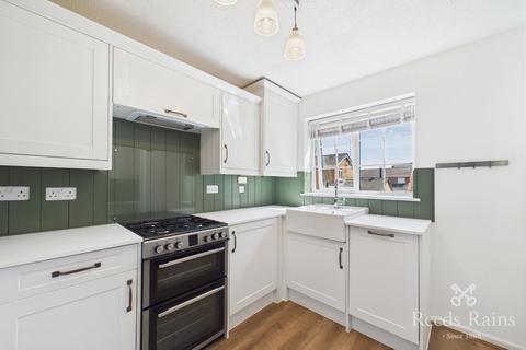 2 bedroom semi-detached house for sale, Yarwell Drive, Maltby, Rotherham, S66