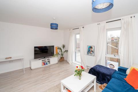 1 bed flat/apartment for rent in Leavesden Lodge, WD24 5FR, Watford, WD24