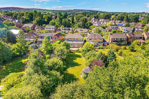 4 bedroom detached house for sale, 15 Newfield Crescent, Dore, S17 3DE