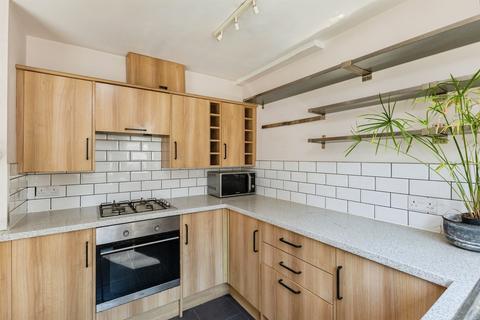 3 bedroom end of terrace house for sale, Hayes Gardens, Paignton