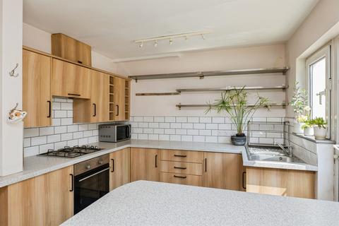 3 bedroom end of terrace house for sale, Hayes Gardens, Paignton