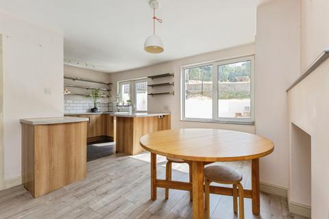 3 bedroom end of terrace house for sale, Hayes Gardens, Paignton
