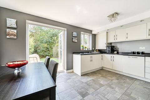 3 bedroom terraced house for sale, Blueberry Road, Melksham