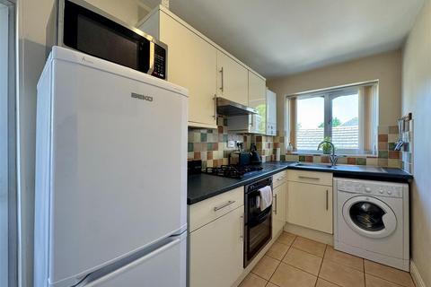 2 bedroom semi-detached bungalow for sale, Linden Avenue, Halesowen