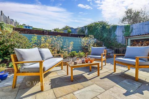 3 bedroom semi-detached house for sale, Bankfield Way, Tonbridge TN17