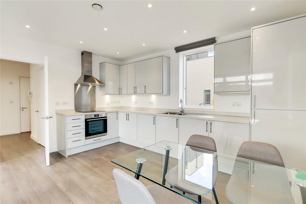 Apartment in London - View 5