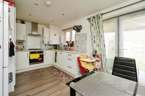 3 bedroom terraced house for sale, Camp Road, Upper Heyford, Bicester