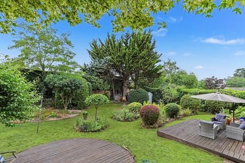 3 bedroom detached house for sale, Fir Tree Close Southmoor OX13 5DQ