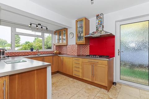 3 bedroom detached house for sale, Fir Tree Close Southmoor OX13 5DQ