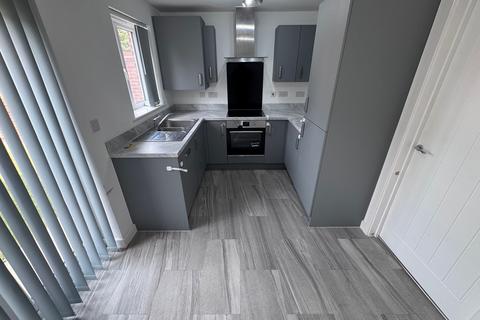 2 bedroom semi-detached house to rent, Dennis Davison Place, Coventry, CV4