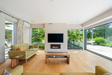 undefined, Stone-Edge Batch, Tickenham, Clevedon, Somerset BS21
