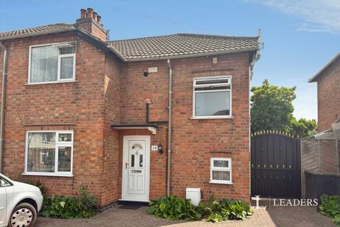3 bedroom semi-detached house to rent, Knightthorpe Road, LE11