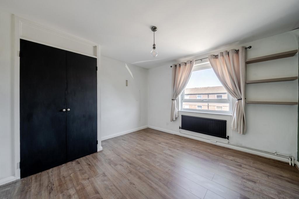 House in London - View 4