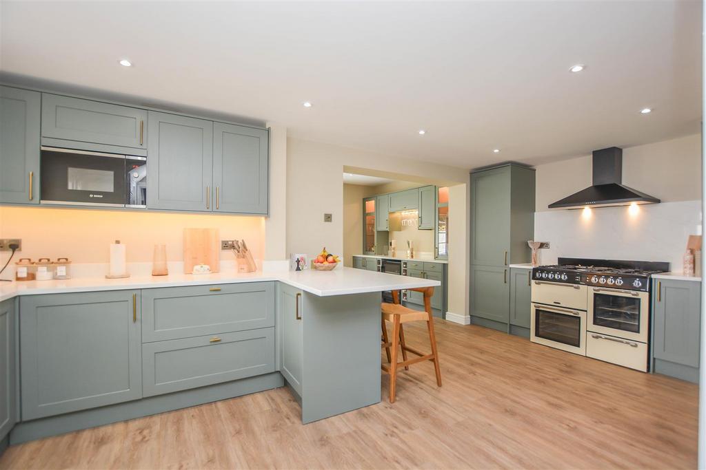 Kitchen, open plan living