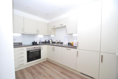 1 bedroom flat to rent, Percy Terrace, Riverside, Bath