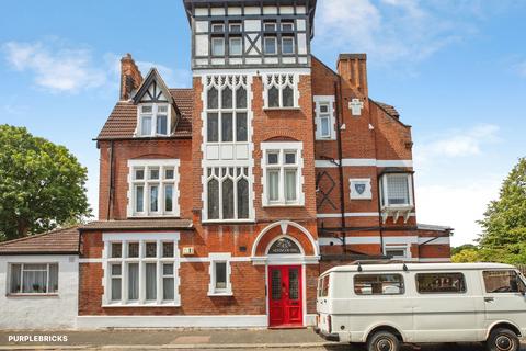 Westwood Hill, London, SE26