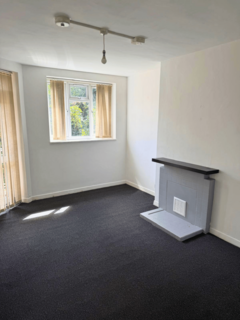 1 bedroom flat to rent, Lakeview Road, London SE27